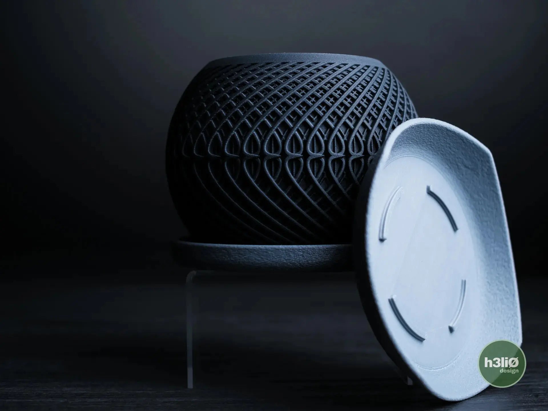 KINETIC: Vaso da Interno Home Decor con Texture Dinamica e Piattino h3li0