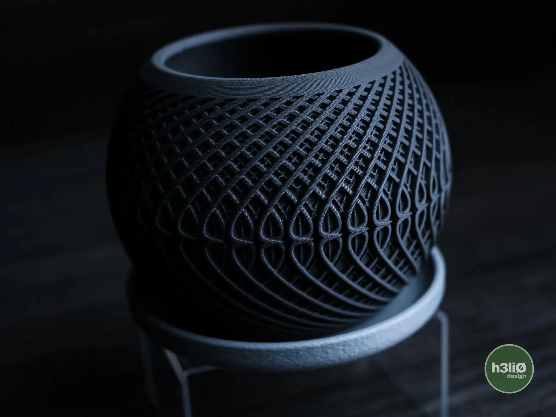 KINETIC: Vaso da Interno Home Decor con Texture Dinamica e Piattino h3li0