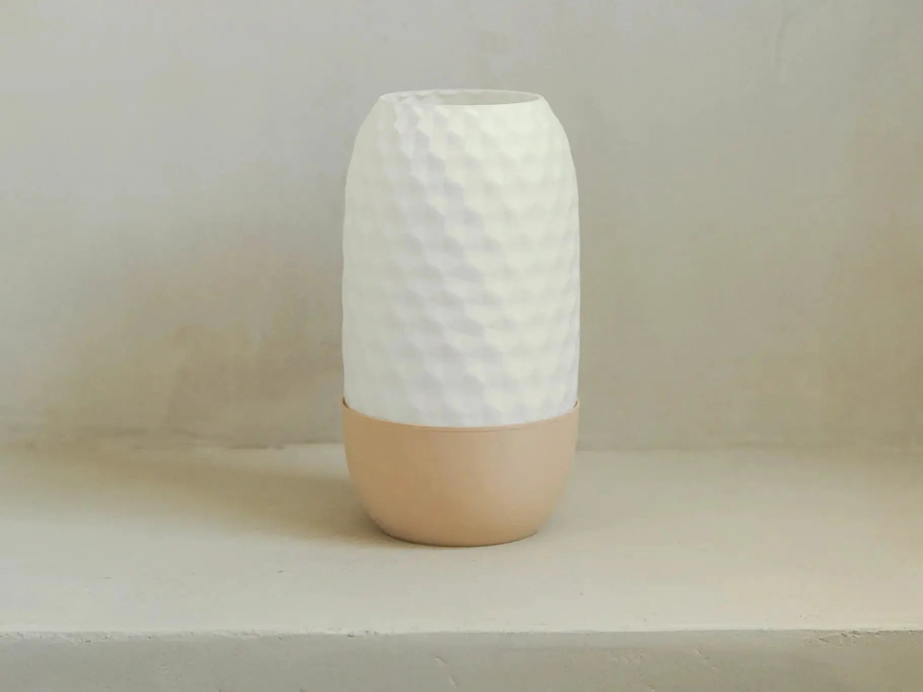 HEXAGONAL: Home Decor Lampada da Tavolo con Texture Esagonale Janberry
