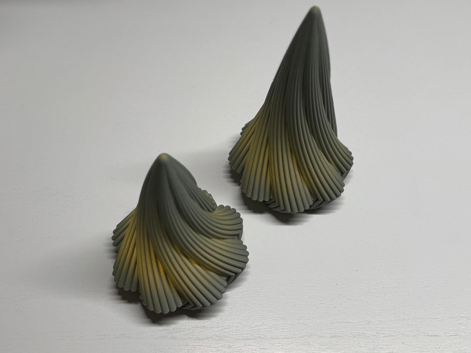 Twisted Trees: Home Decor Alberi Natale Decorativi Geometrici Luminosi Vase Mode